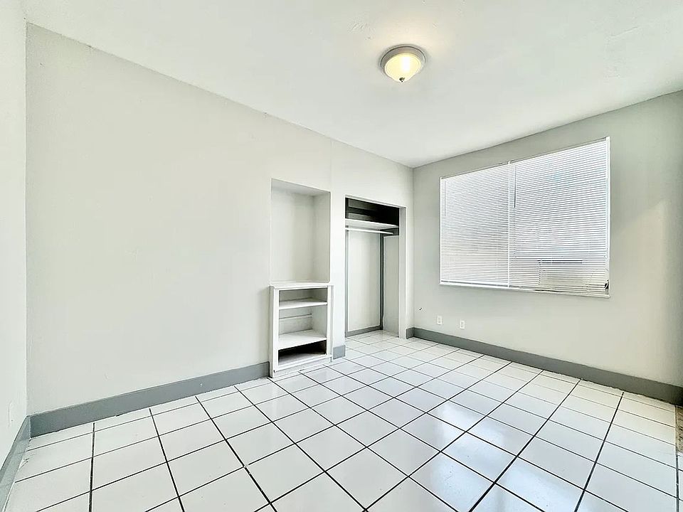 2nd image of 411 NW 37th St APT 11