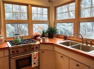 364 Melrose Ave, Tryon, NC 28782