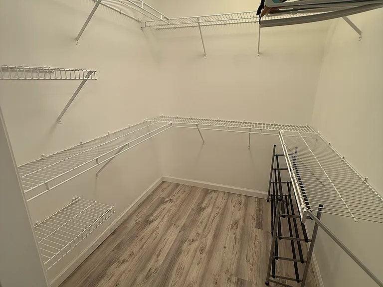898 Azalea Ct — Photo 11