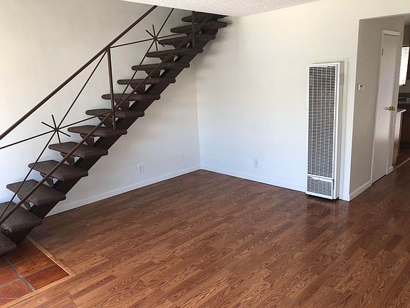 3rd image of 544 Salem St #B