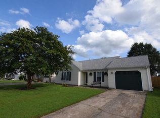 813 Parkview Ct, Virginia Beach, VA 23456