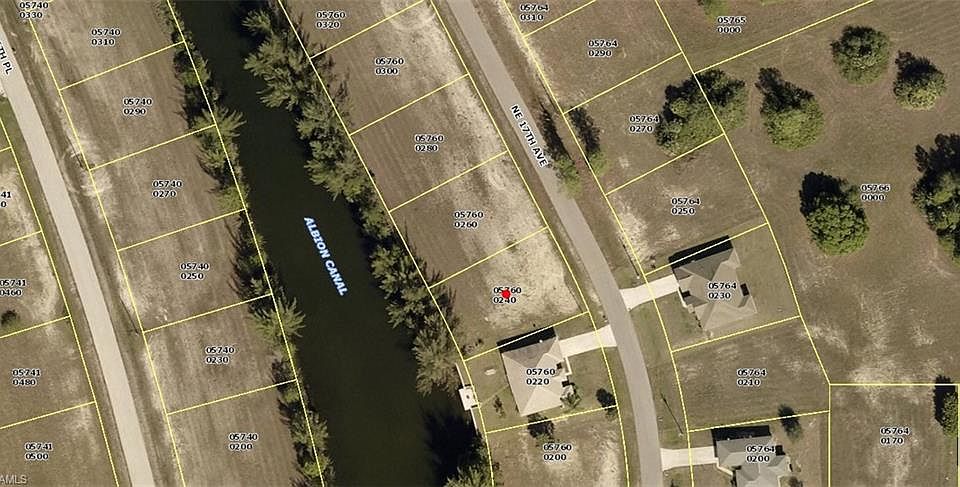 2nd image of 3830 NE 17th Ave