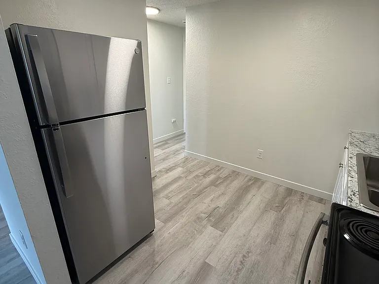 1411 Ulysses St #5 — Photo 6