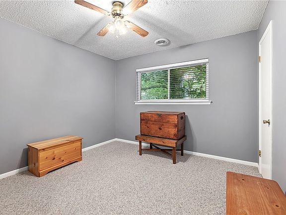 2nd image of 332 W Wren Cir