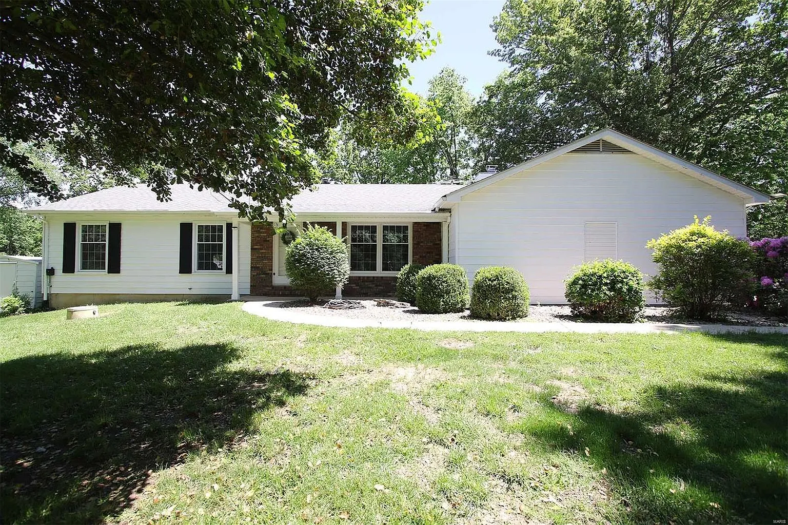 1155 Bermuda Dr photo 1