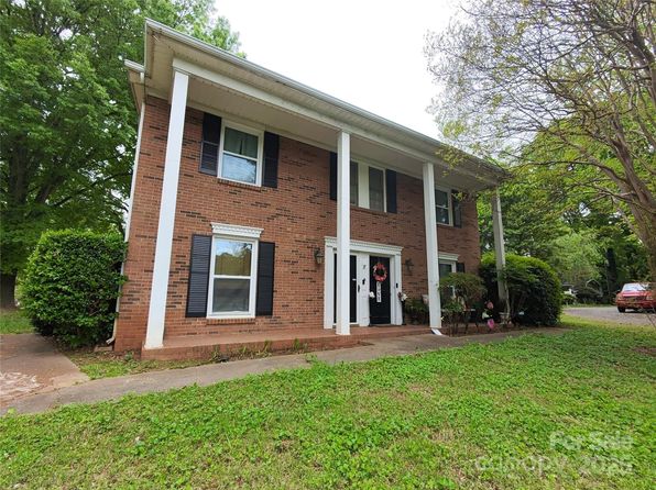 charlotte-north-carolina-6211657 picture