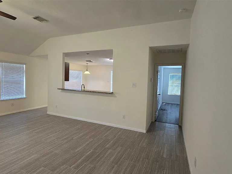 1823 Creegan Park Ct — Photo 7
