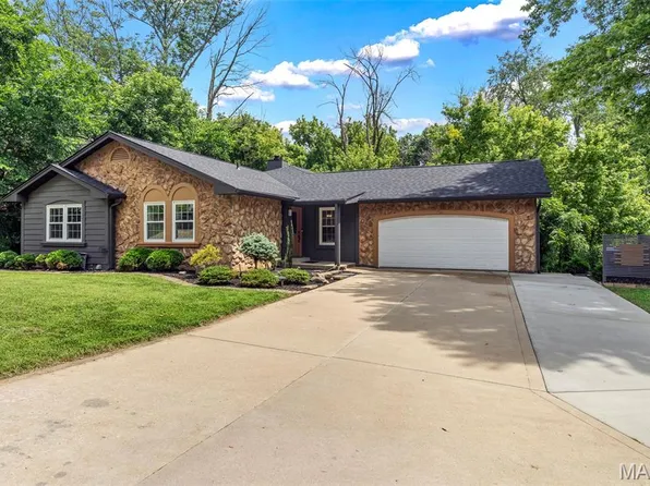 714 Peachtree Trl, Collinsville, IL 62234
