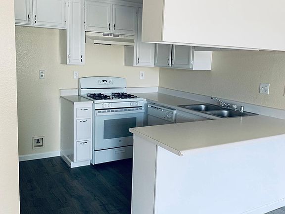 4th image of 32021 Avenue E #B