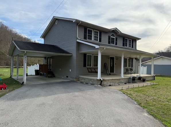 4239 State Route 825, Hagerhill, KY 41222