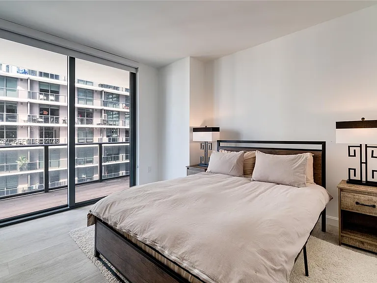 45 SW 9th St #2306 — Photo 15