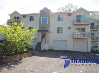 949 Wescott Trl, Saint Paul, MN 55123