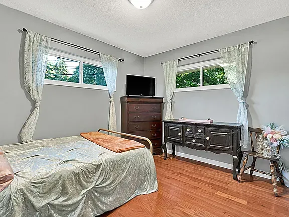 3010 Clearwater Dr NE — Photo 7