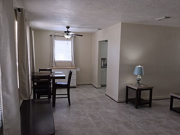 3rd image of 7978 Jeffery Ave