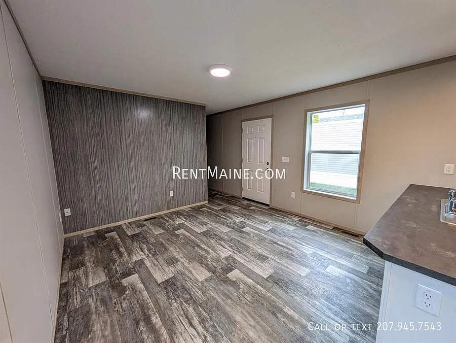 3 bed, $1,495 — Photo 4