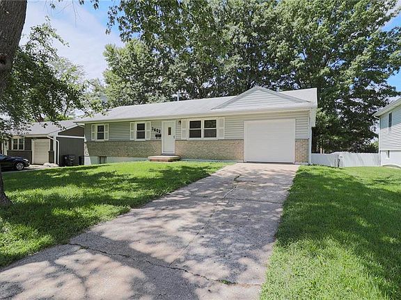 2nd image of 3602 Randall Dr