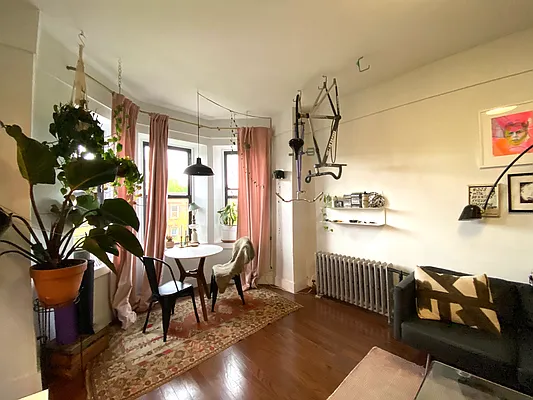 Rented by Compass | media 3