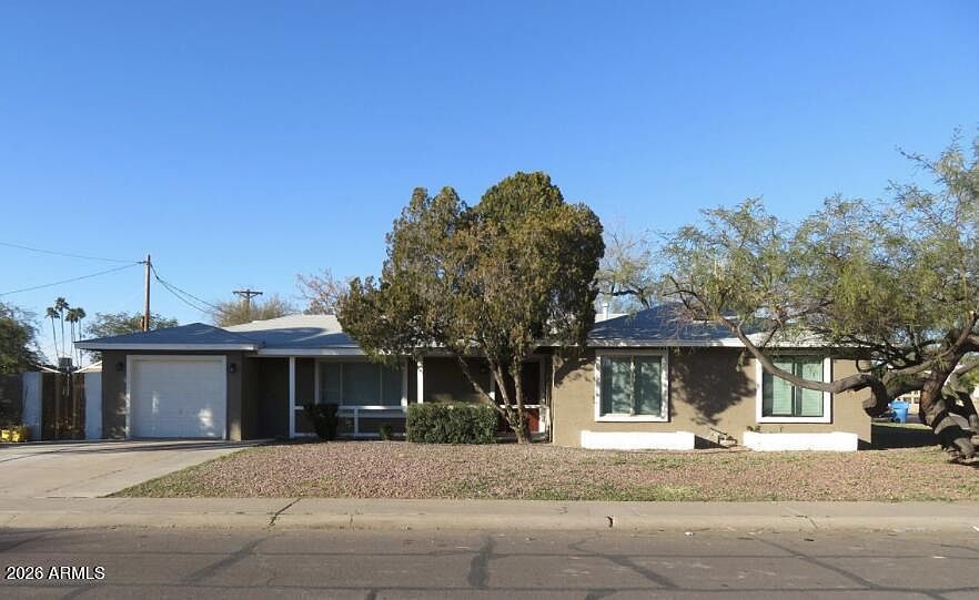 1st image of 3922 W VERDE Lane