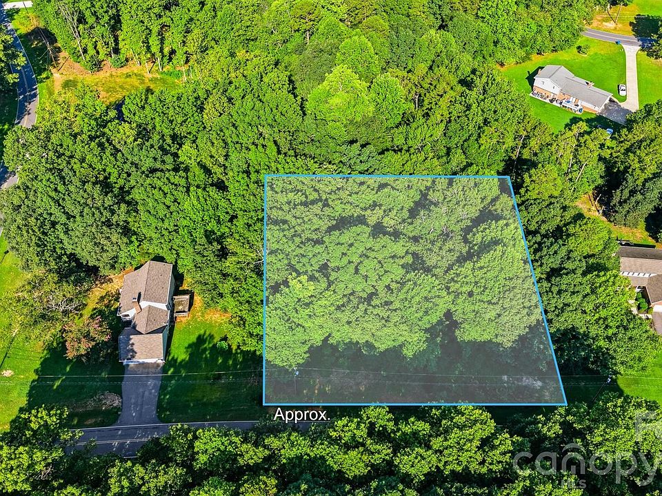 1st image of Rollingwood Dr