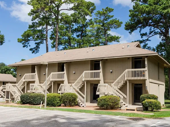 2002 Seacliff Dr N #2002, Daphne, AL 36526