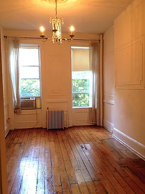 Rented by Realty Collective | media 8