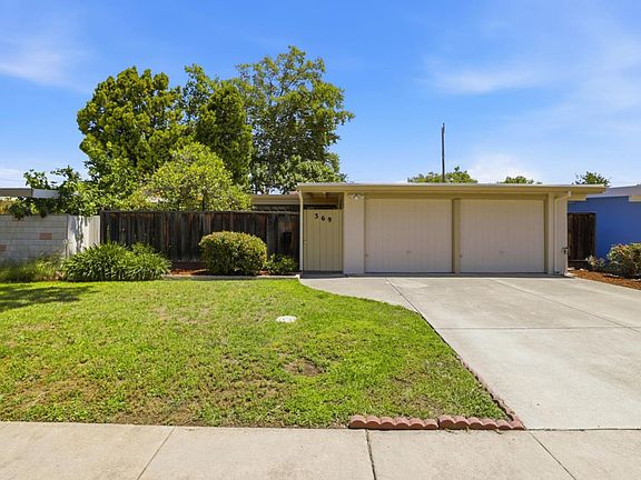 2nd image of 369 Drake Ct