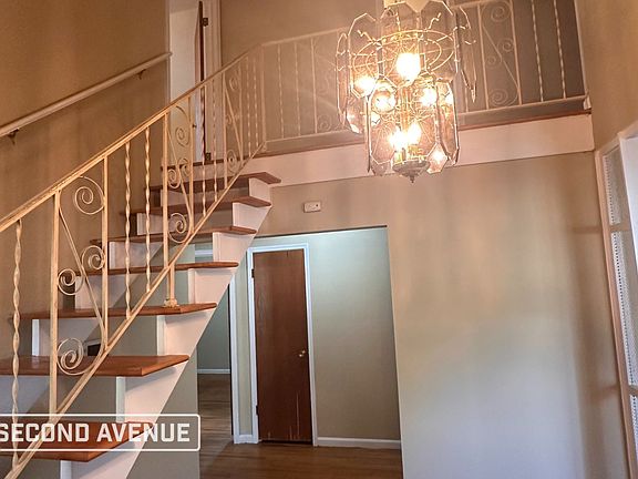 2nd image of 3065 Egan Dr