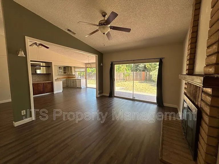 5748 Muldrow Rd — Photo 3