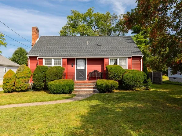 3 Rogers Place, Hyde Park, NY 12538