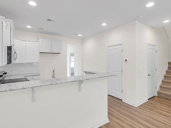 5th image of 3041 Olivette Pl