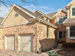 10604 Golf Rd, Orland Park, IL 60462