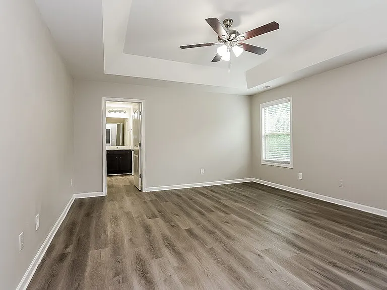 4038 Lake Manor Way — Photo 11