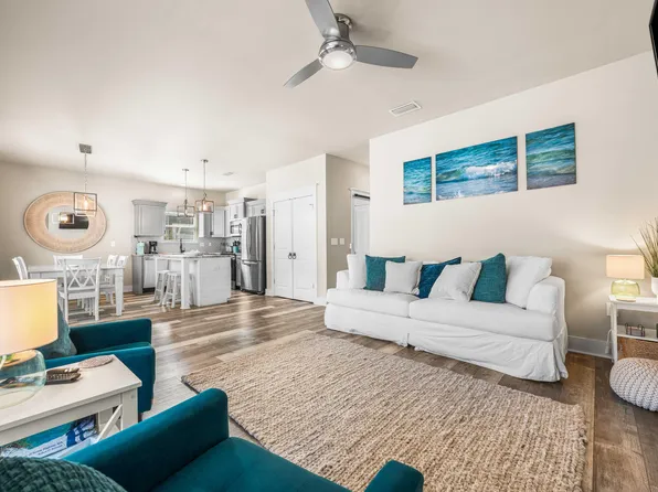 95 1st St, Santa Rosa Beach, FL 32459