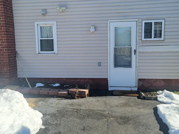 (undisclosed Address), West Babylon, NY 11704