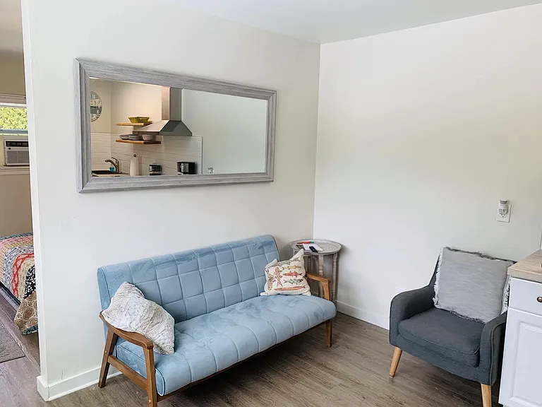 2400 Washington St #4 — Photo 30