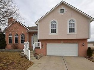 8812 NE 110th St, Kansas City, MO 64157