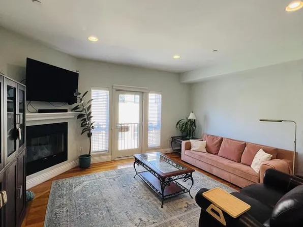 637 S Grand Ave Unit 5, San Pedro, CA 90731