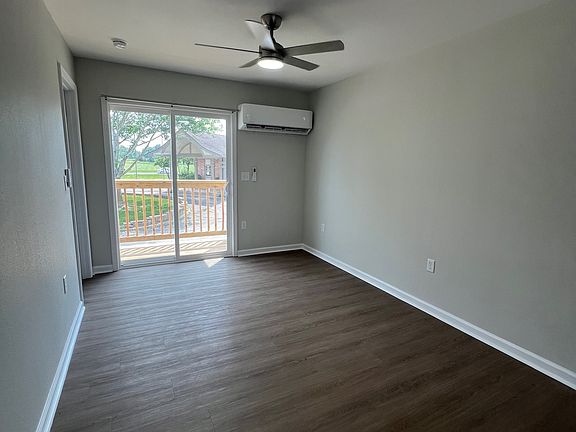 5th image of 1106 S Mitchell St #11451892