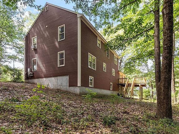 4th image of 75 Elmwood Rd