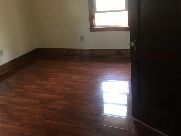 5th image of 362 Fisher St APT 2