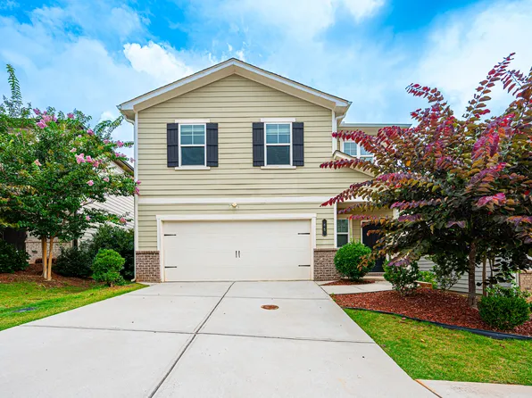 65 Blue River Ct, Pendergrass, GA 30567