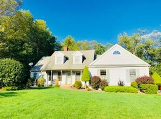 8 E Brook Dr, Hampden, MA 01036