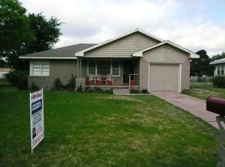 726 NW 32nd St, Lawton, OK 73505
