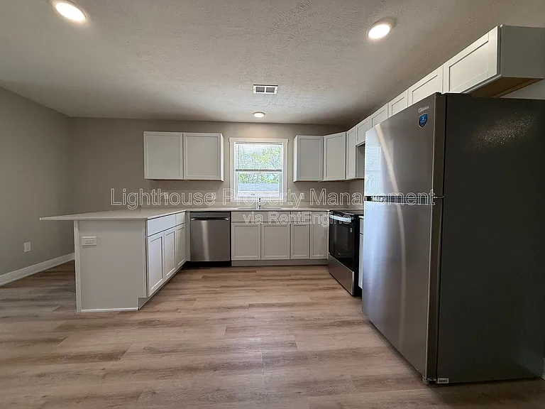 310 Allen Ave #2 — Photo 11