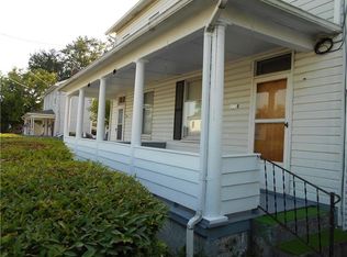 123 Pandora Rd, Loyalhanna, PA 15661