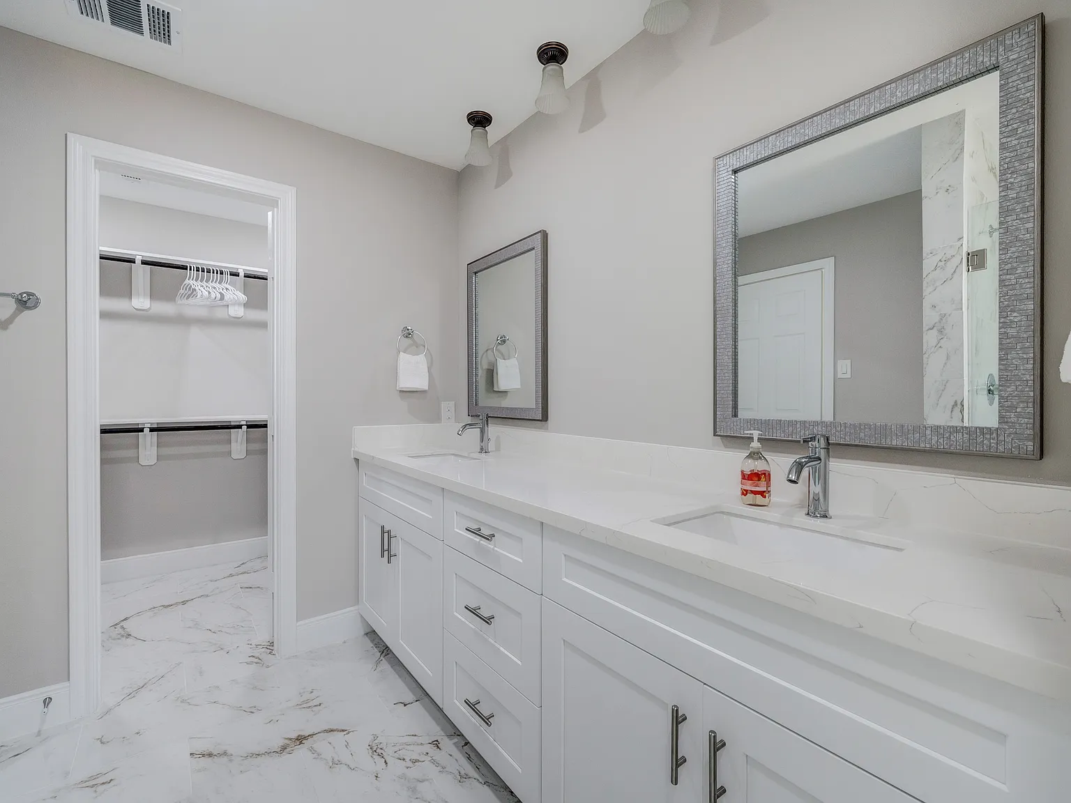 3 bed, 1903 sqft, $2,650 — Photo 3