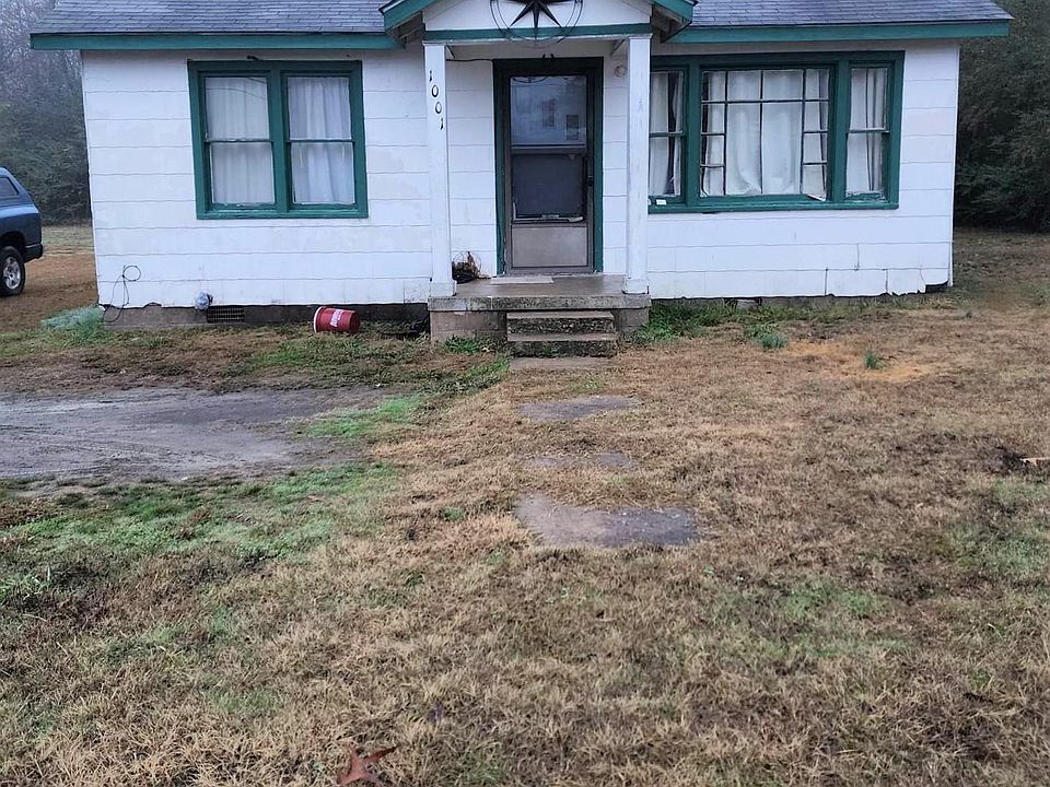 1st image of 1001 Eve St S