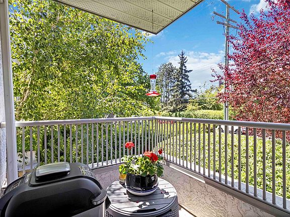 4th image of 9945 5th St #203