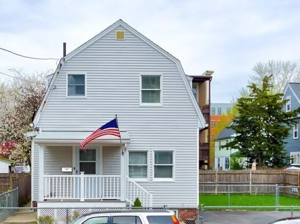 90 Alpine St, Somerville, MA 02144