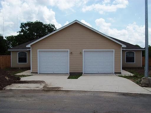 1st image of 13004-13002 O CONNOR COVE